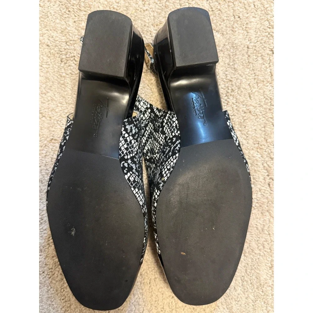 Trotters Slingback Pumps Womens 8M Black White Snakeskin Print Cap Toe Pre-Loved